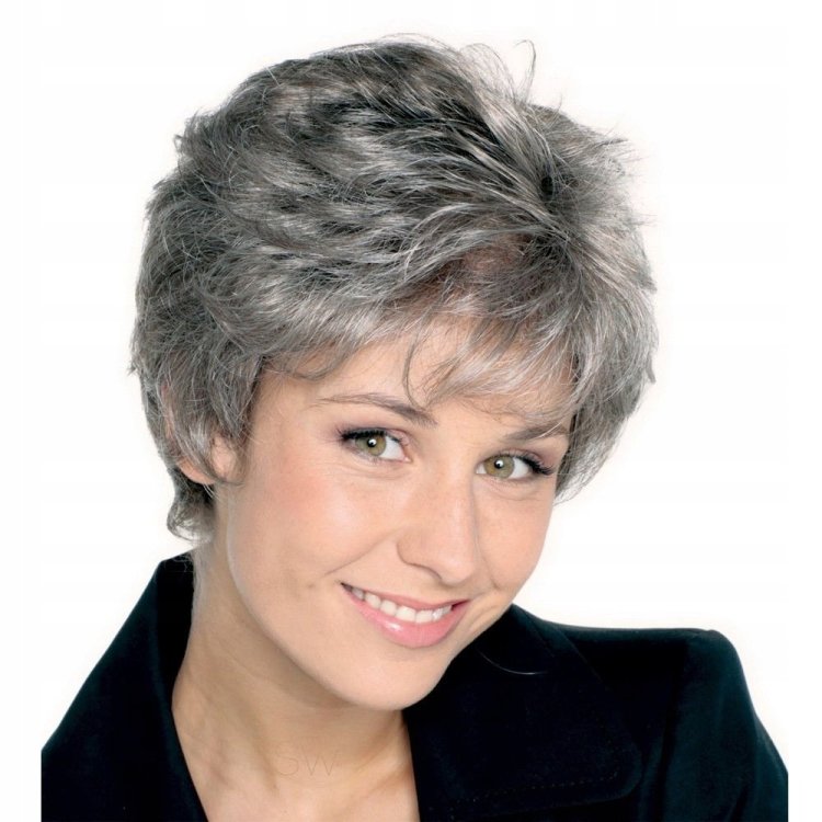 Silver Wigs: A Stylish and Elegant Choice